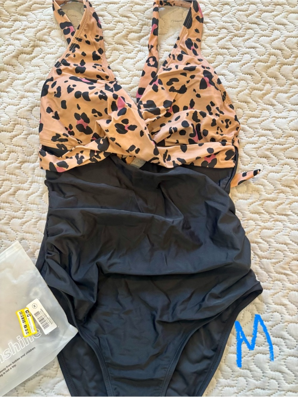 NEW Women's MEDIUM Cupshe Leopard Print Cutout Tummy Control One Piece Swimsuit